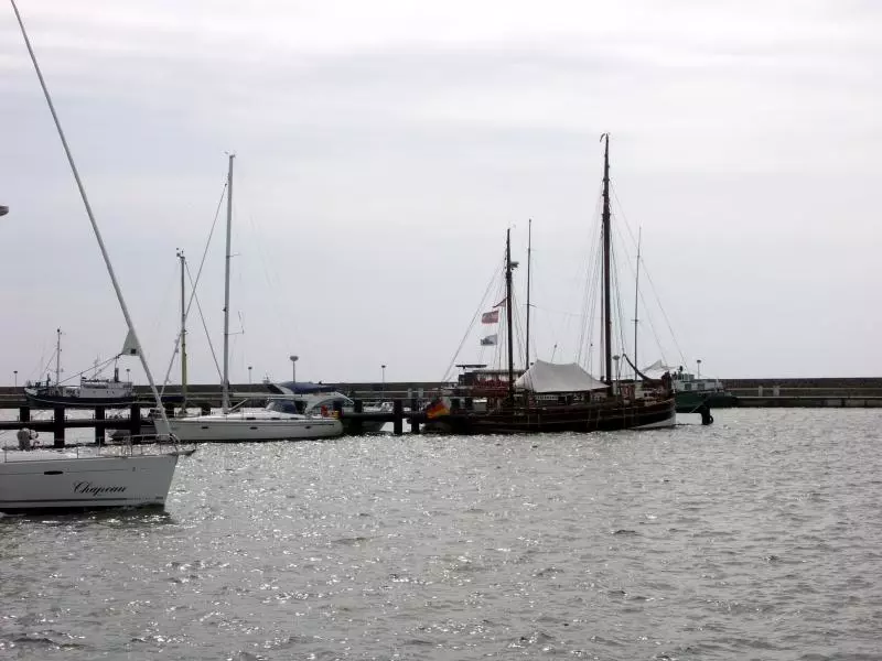 Ruegen-Hafen-und-Kueste