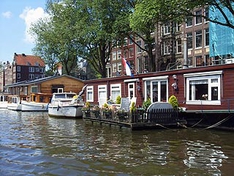 Wohnboote in Amsterdam